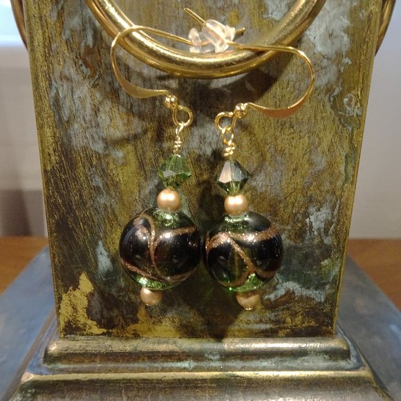 Deep green handmade earrings in Czech glass with swirls of gold highlights - Picture 4 of 8